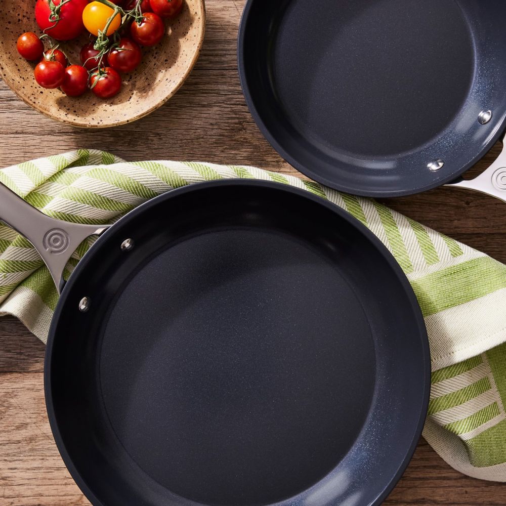 26_essential_ceramic_fry_pan_set_1419_1.jpg