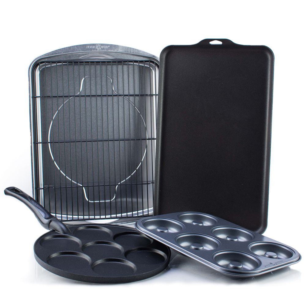 weekend_breakfast_set_nordic_ware.jpg