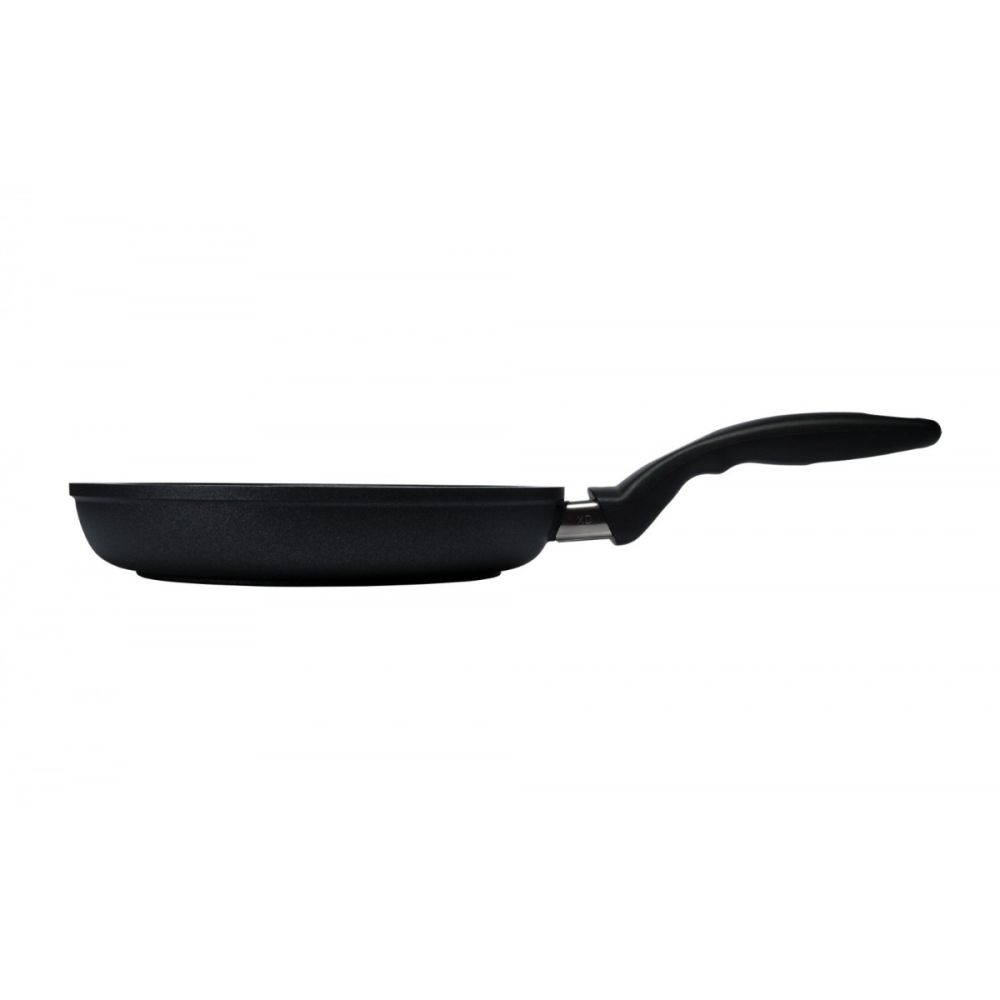 xd6426_swiss_diamond_xd_10.25_non-stick_frying_pan_side_view_1.jpg